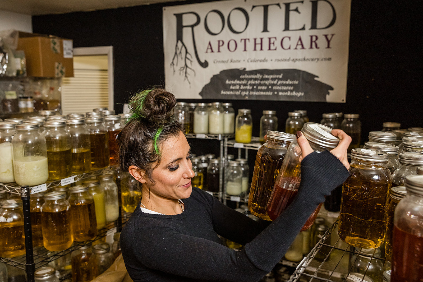 Master Herbalist Briana Wiles | Apothecary Consult